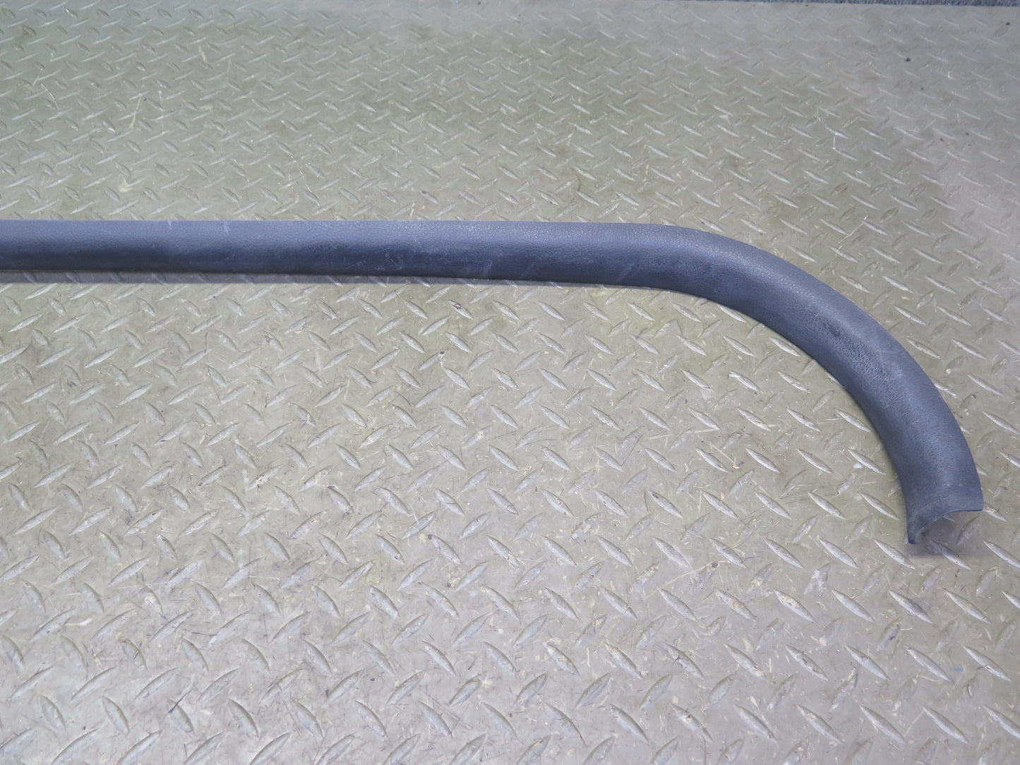 03-09 Nissan Z33 350Z Left & Right Door Inner Scuff Step Sill Plate Trim Set OEM