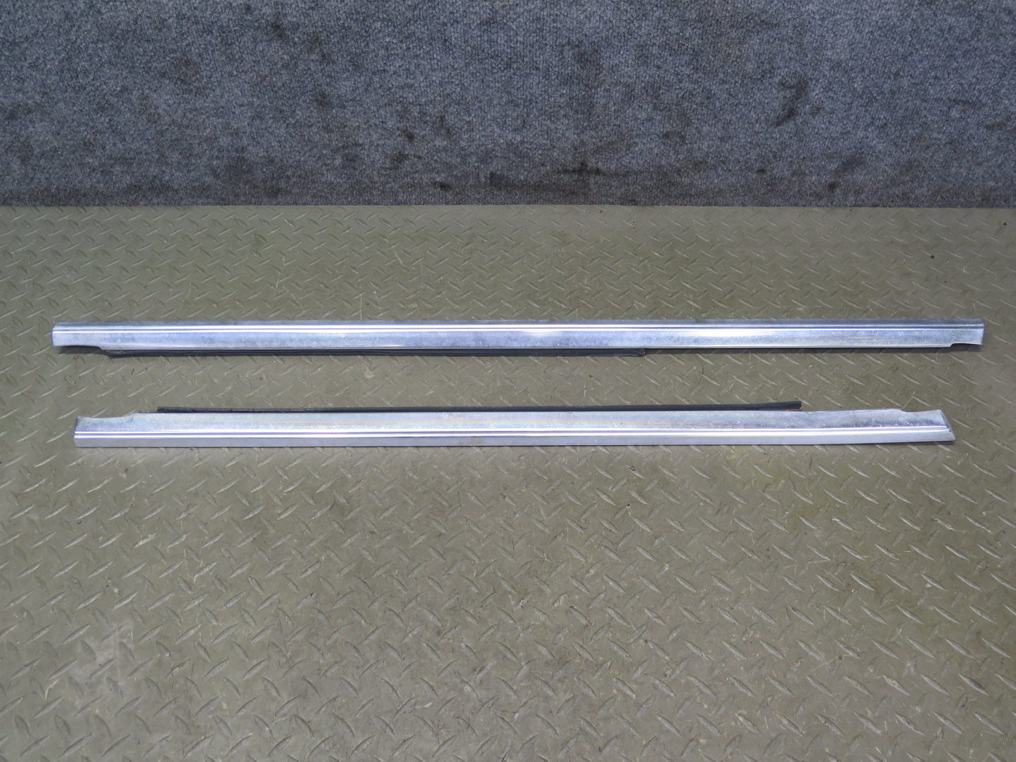 75-76 Mercedes W115 Set of 7 Front & Rear Right Exterior Door Molding OEM