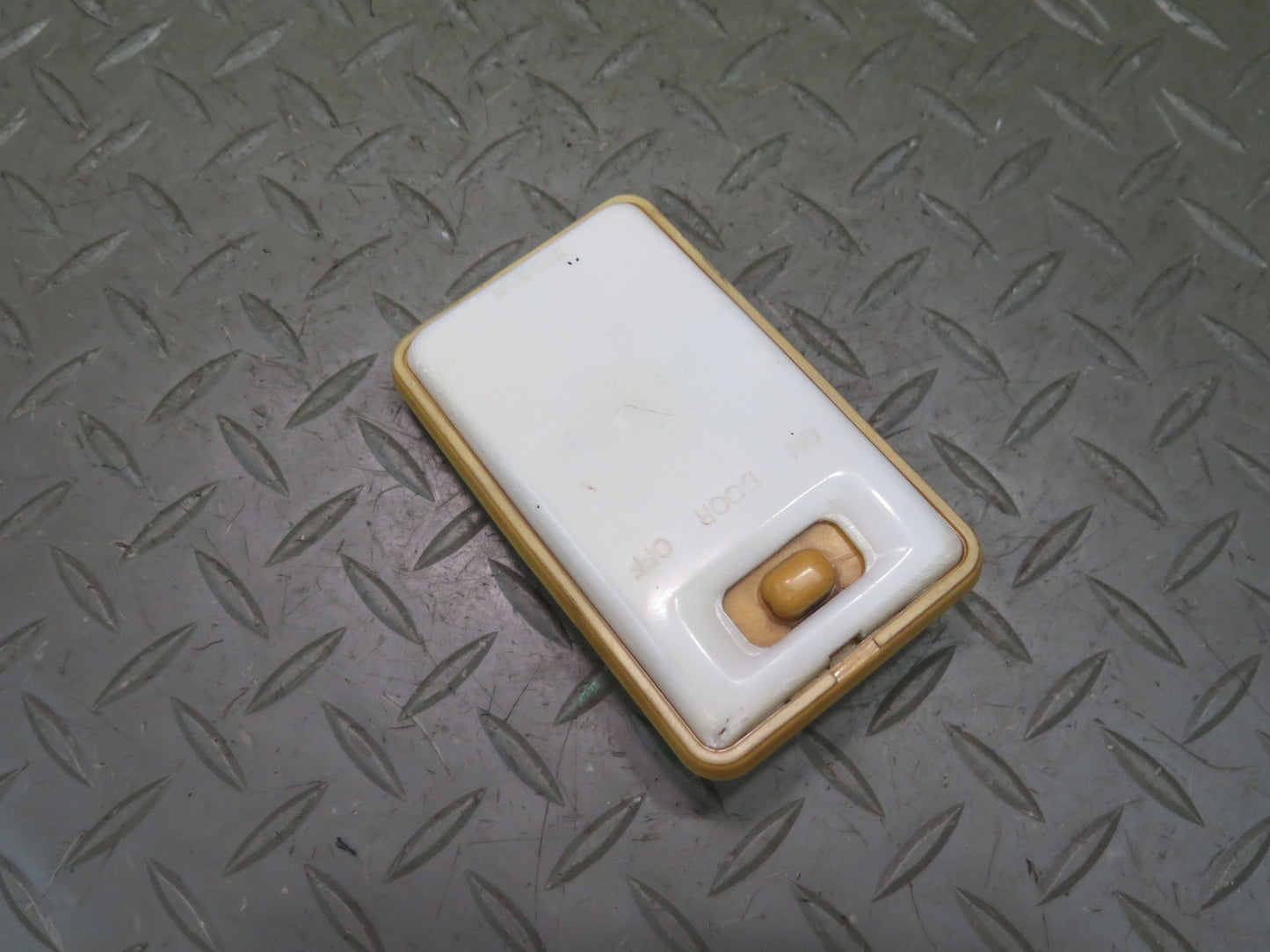 84-86 Nissan Z31 300ZX Interior Dome Light Lamp OEM