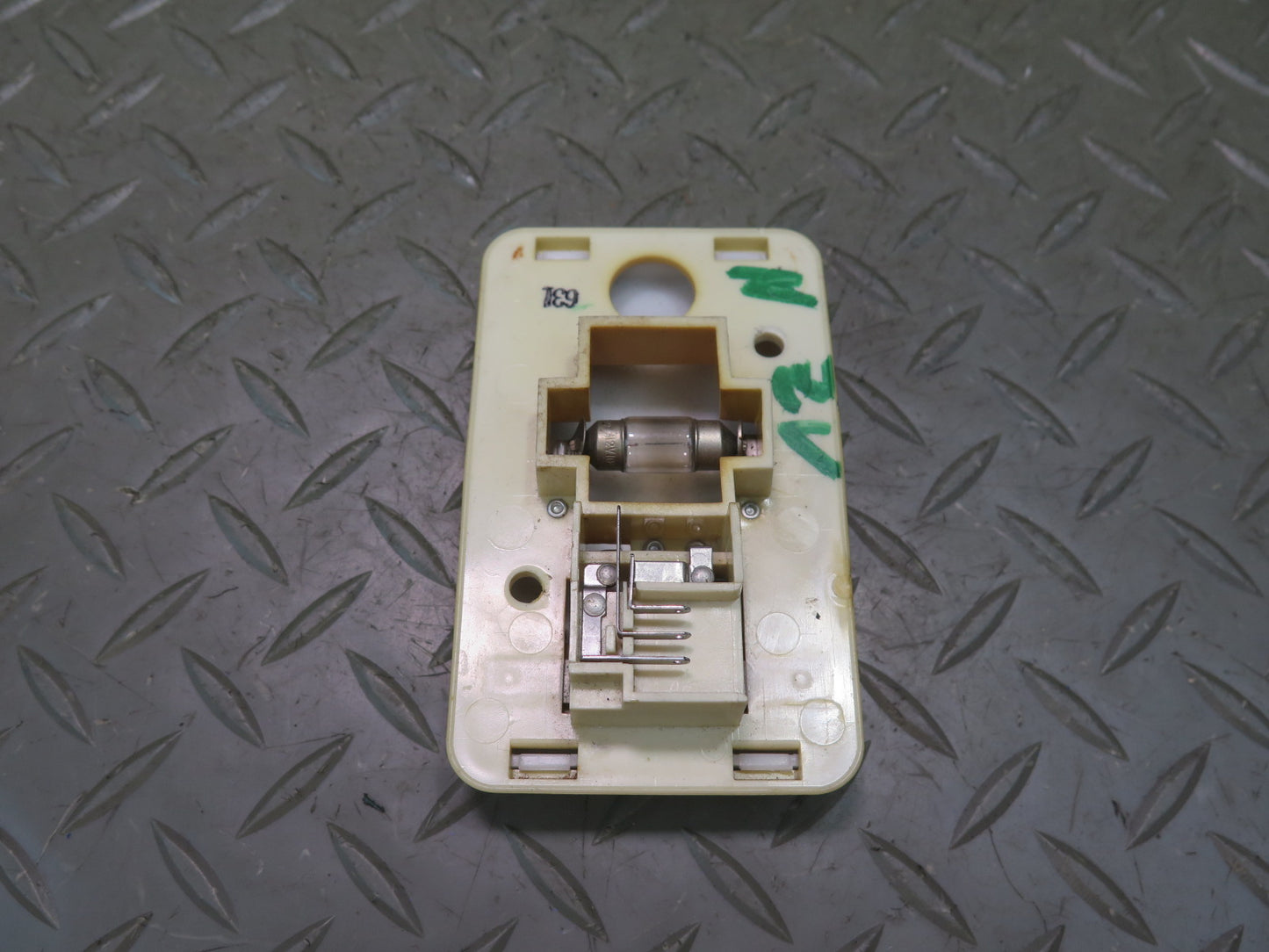 84-86 Nissan Z31 300ZX Interior Dome Light Lamp OEM