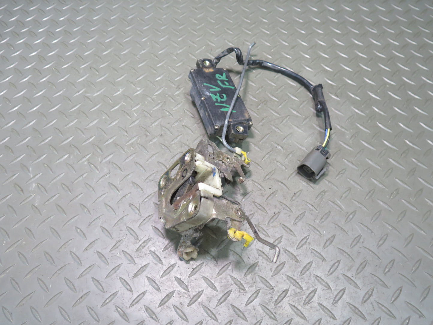 85-86 Nissan Z31 300ZX 2+0 Right Passenger Door Lock Latch Actuator OEM