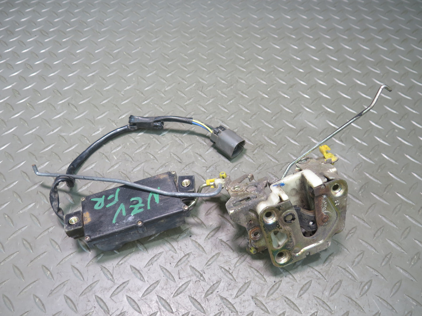 85-86 Nissan Z31 300ZX 2+0 Right Passenger Door Lock Latch Actuator OEM