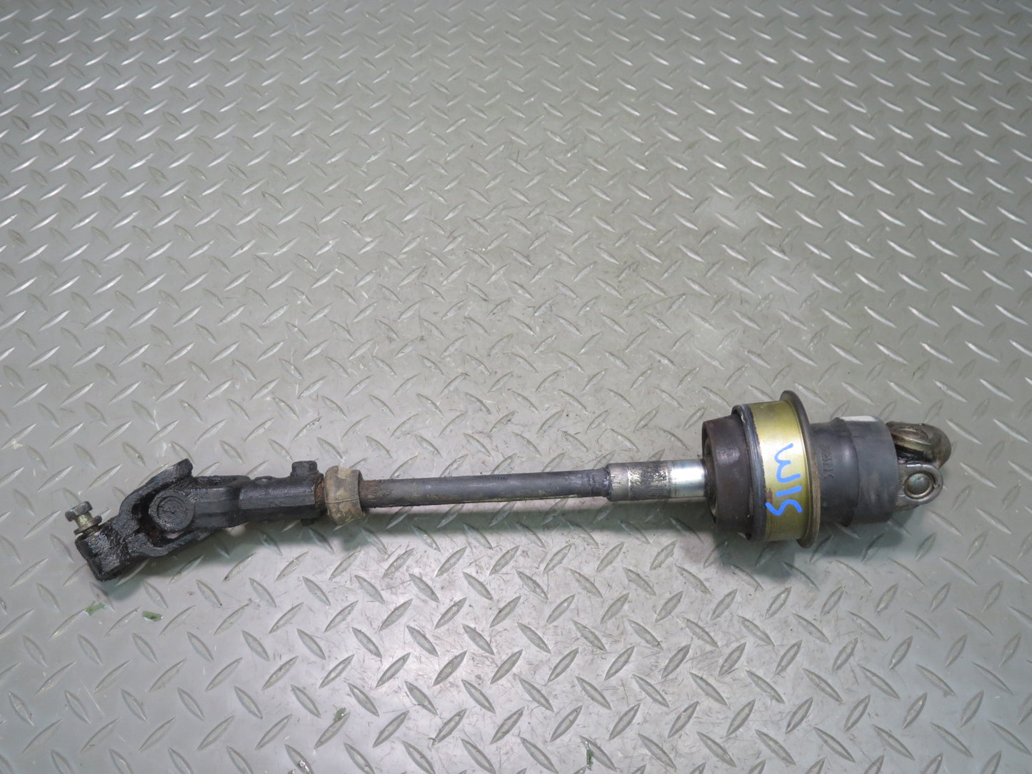 01-05 Lexus JCE10L IS300 Steering Column U Joint Linkage Shaft OEM