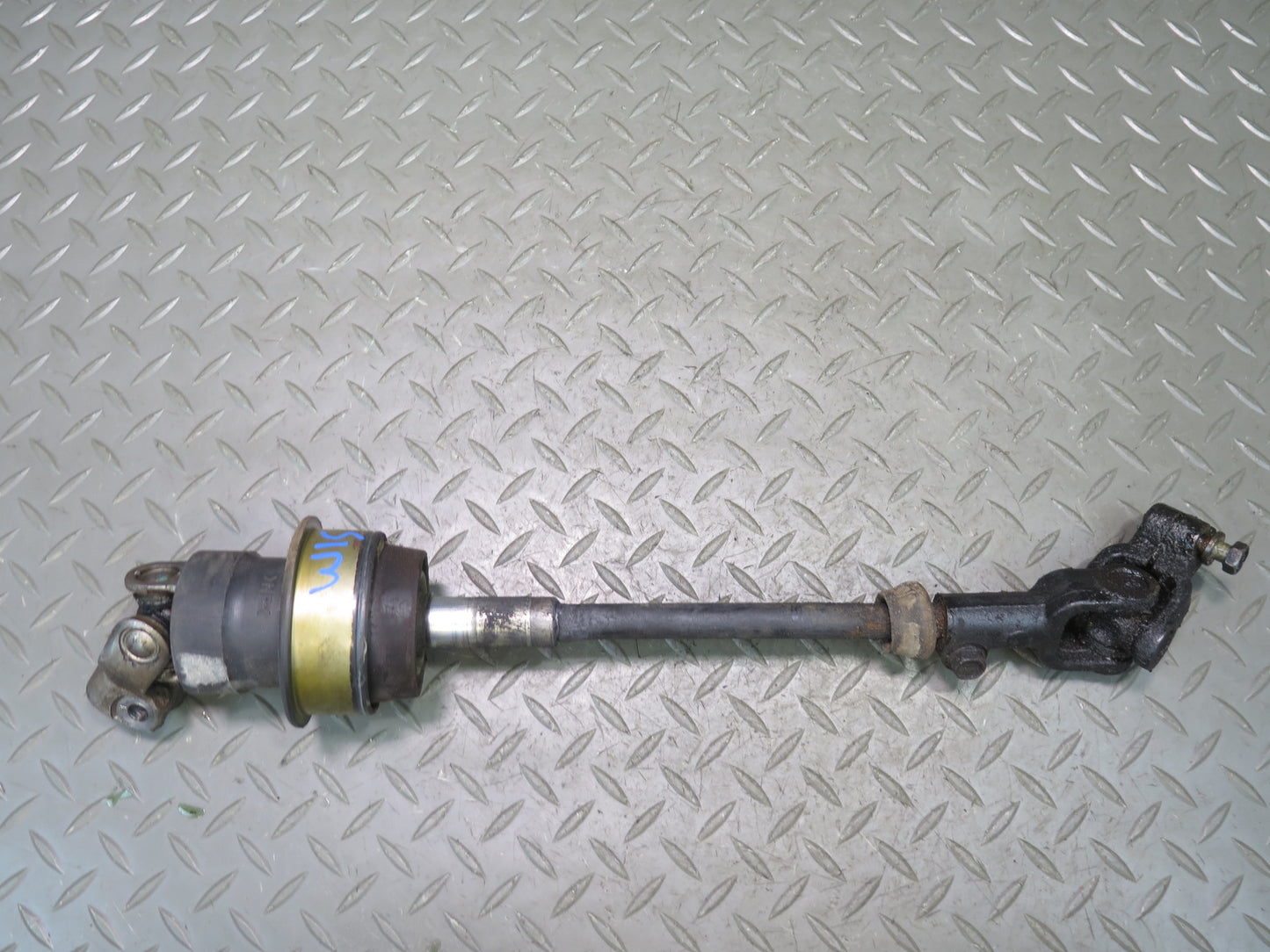 01-05 Lexus JCE10L IS300 Steering Column U Joint Linkage Shaft OEM