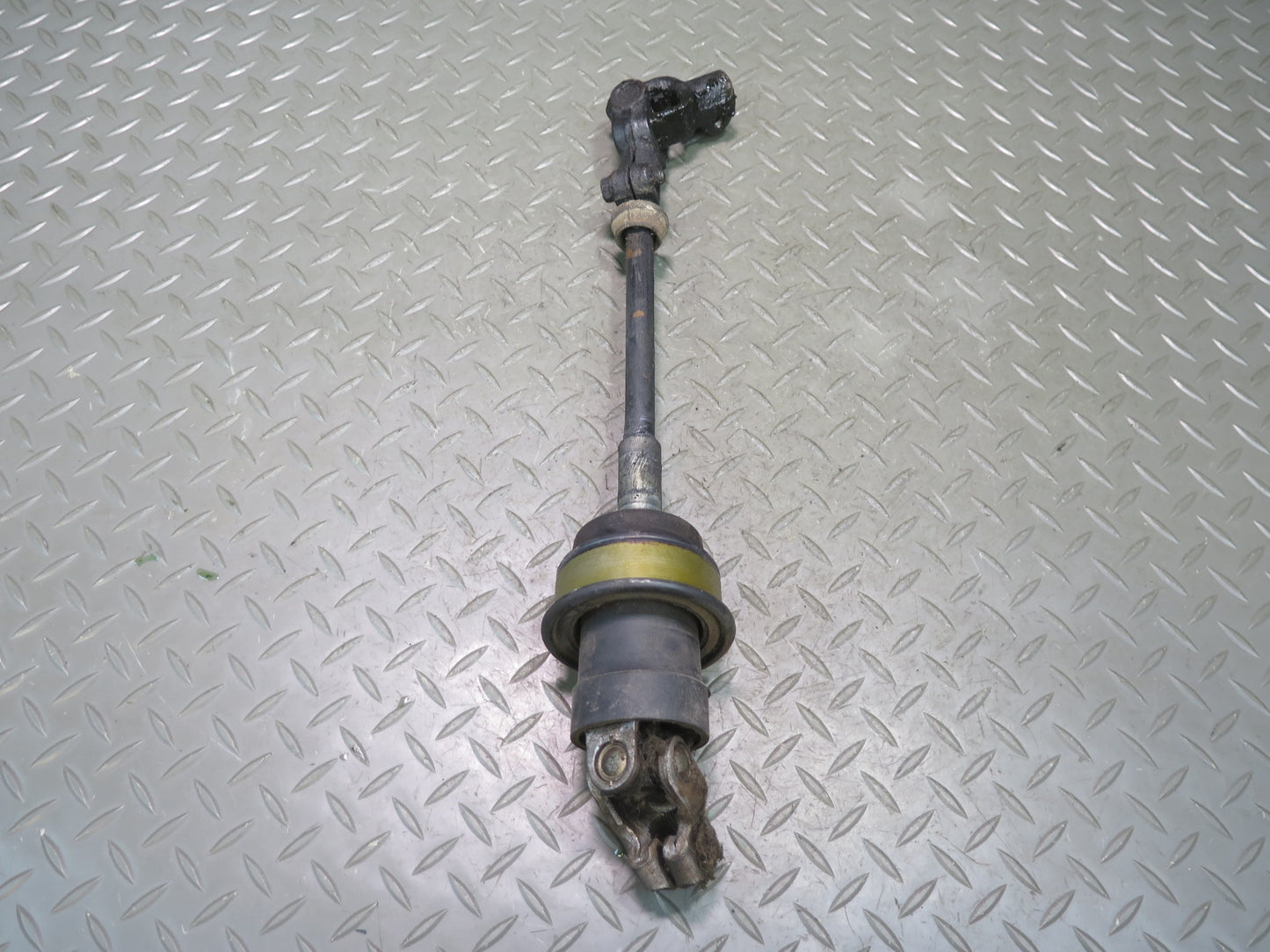 01-05 Lexus JCE10L IS300 Steering Column U Joint Linkage Shaft OEM