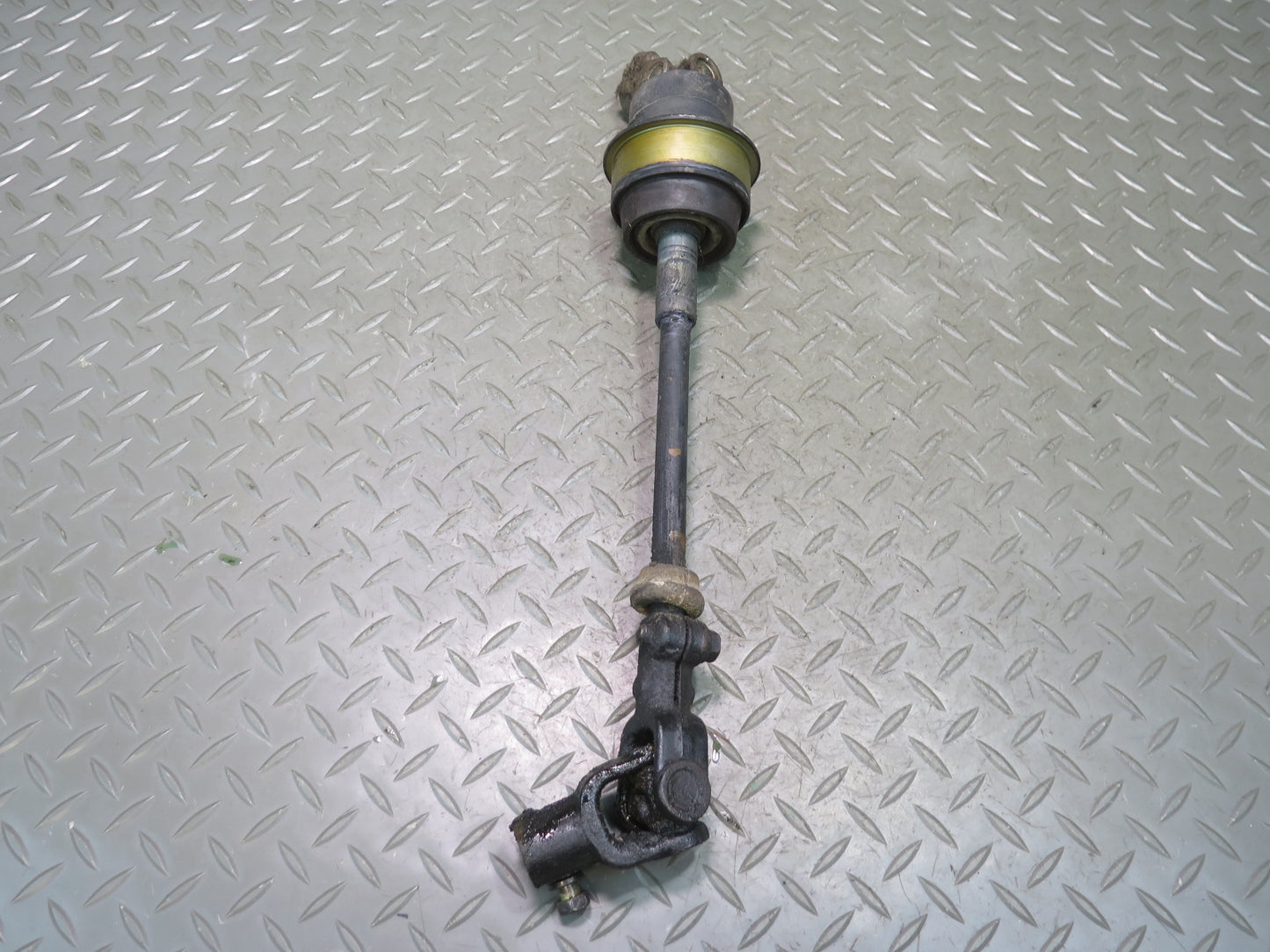01-05 Lexus JCE10L IS300 Steering Column U Joint Linkage Shaft OEM