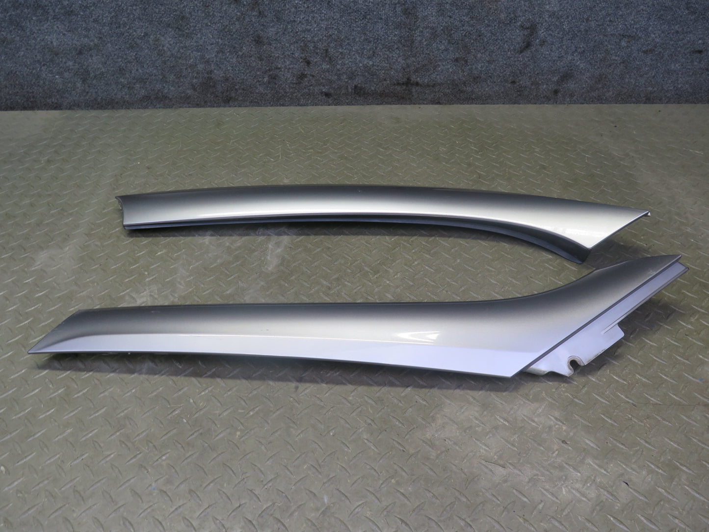 10-19 Nissan 370Z Z34 Convertible Set of 2 Front Exterior A Pillar Molding OEM