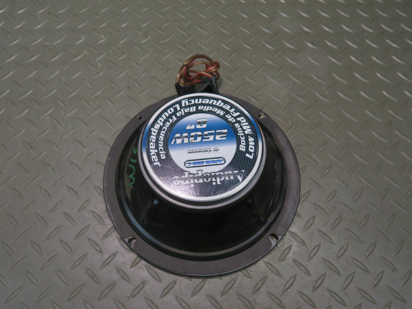 Set of 2 Audiopipe 8" 250W Speaker