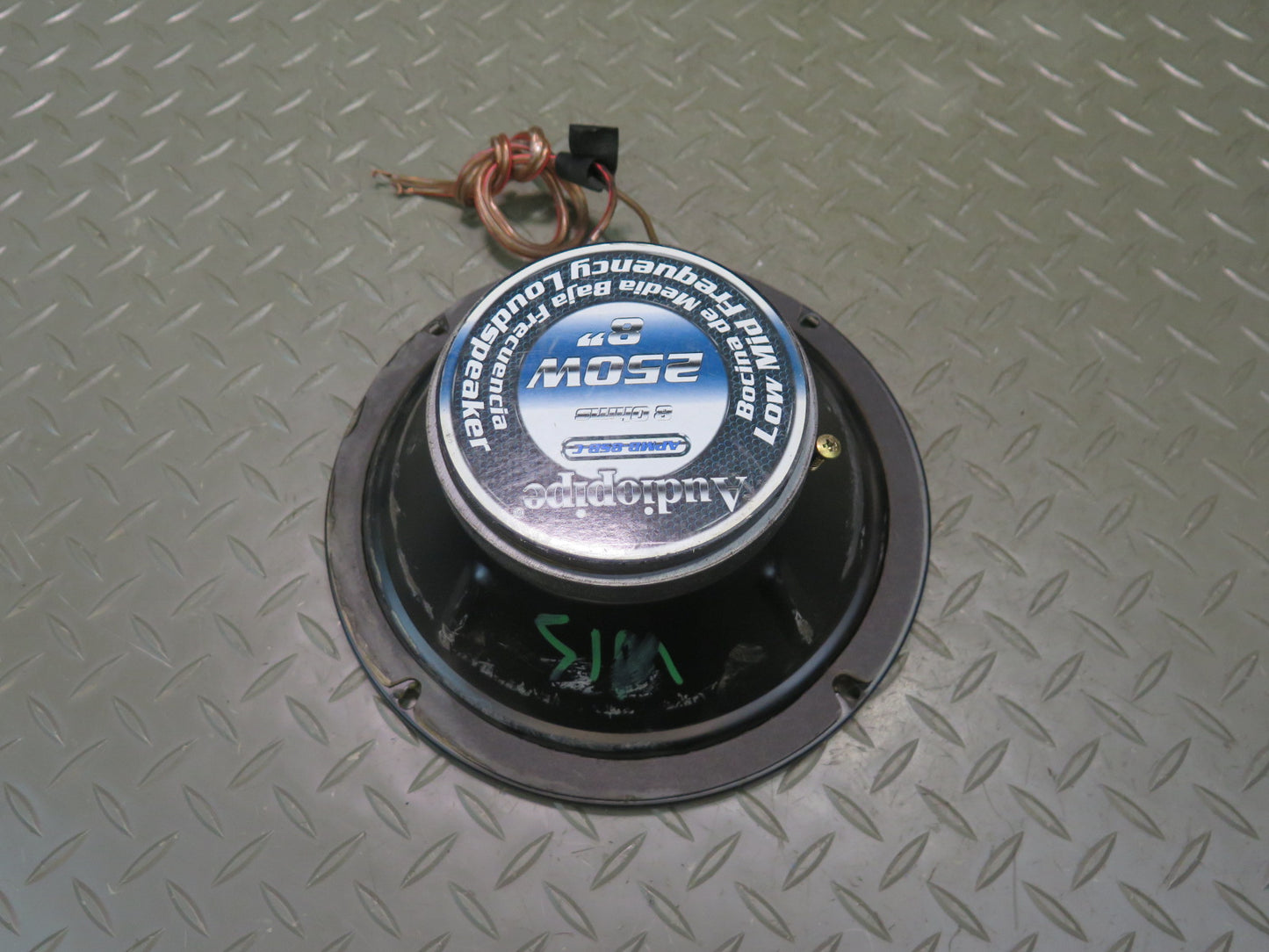 Set of 2 Audiopipe 8" 250W Speaker