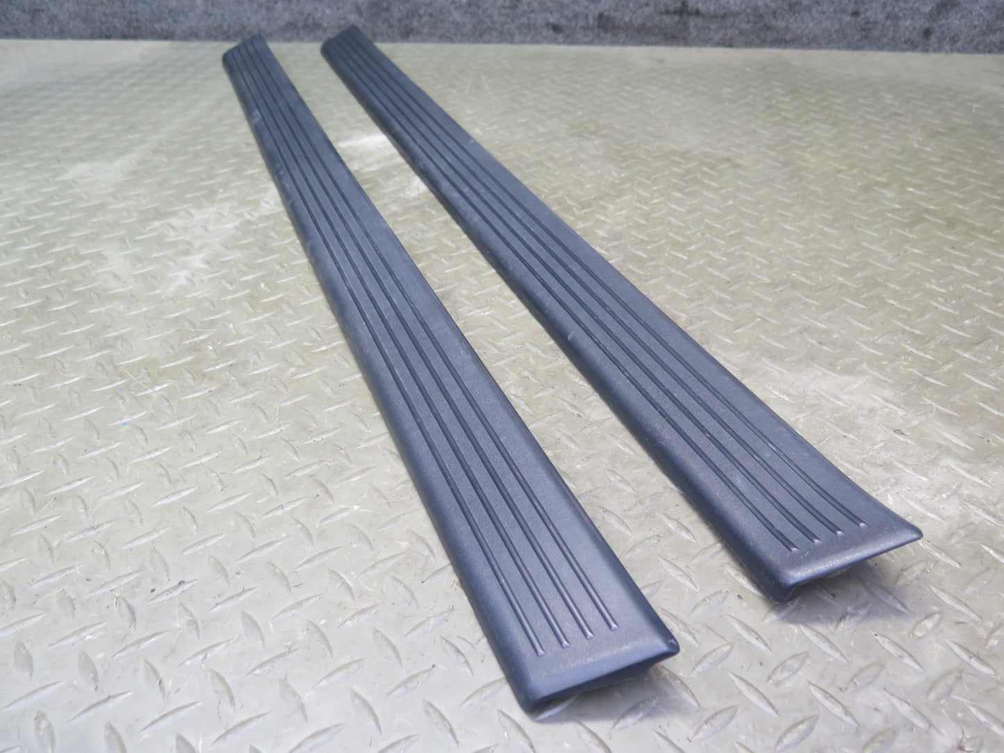 92-00 Lexus JZZ31L SC400 SC300 Set of 2 Door Scuff Sill Plate Trim Panel OEM