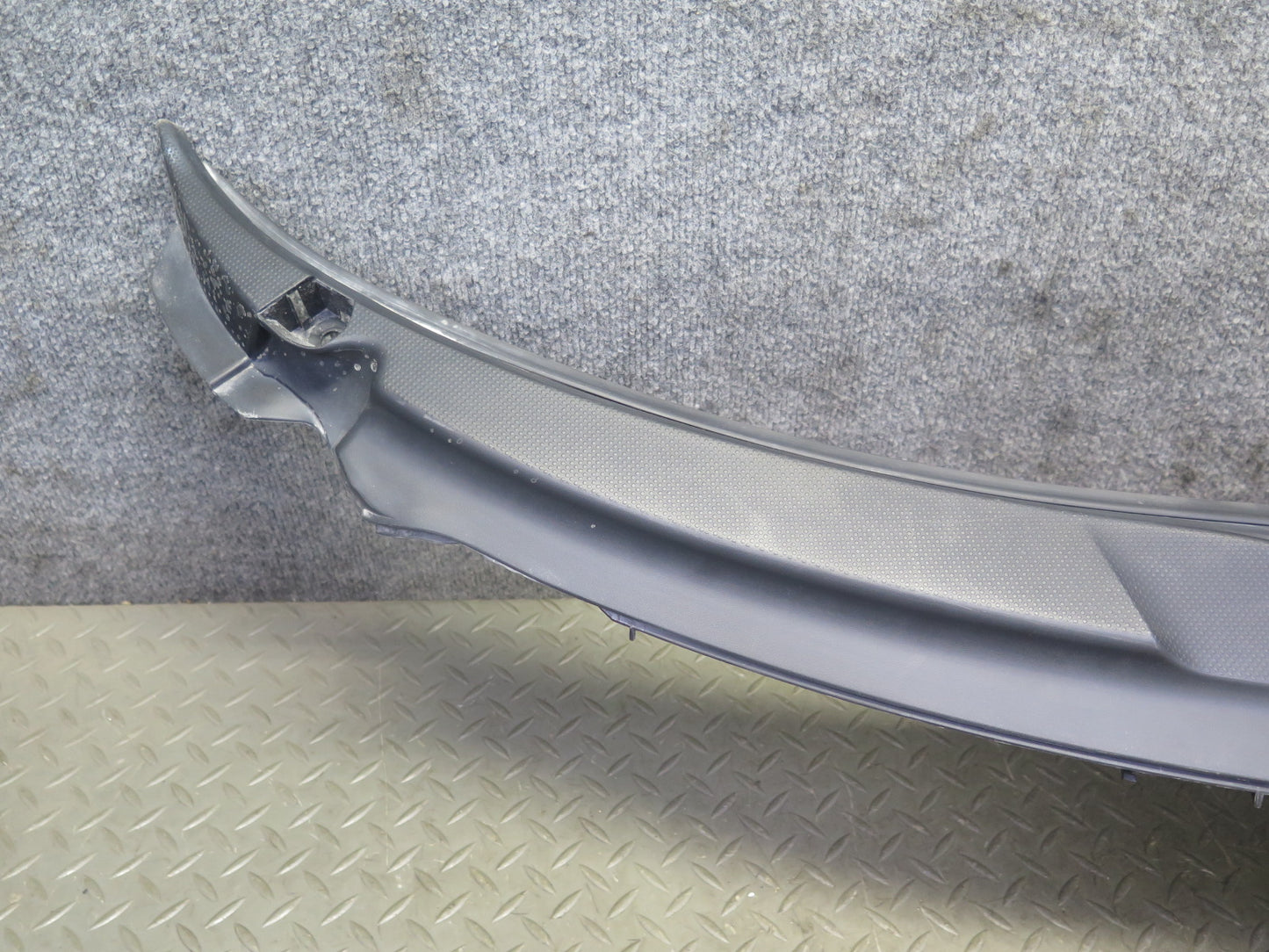 2000-2004 Porsche 911 996 Carrera Windshield Wiper Vent Cowl Grille Panel