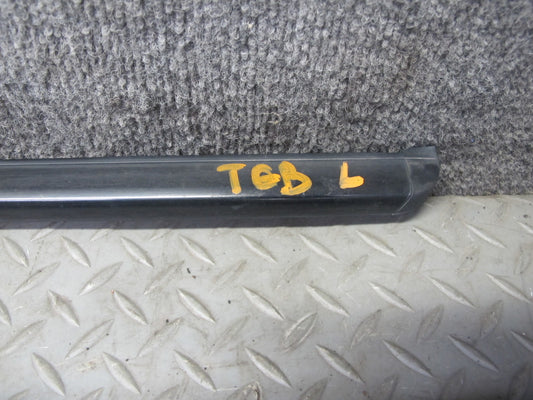 87-91 BMW E30 325i Convertible Left & Right Door Molding Rubber Seal Set OEM