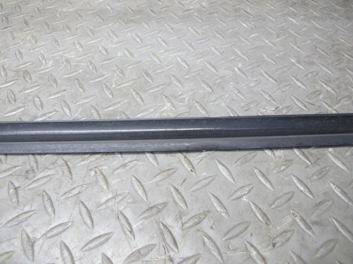 87-91 BMW E30 325i Convertible Left & Right Door Molding Rubber Seal Set OEM