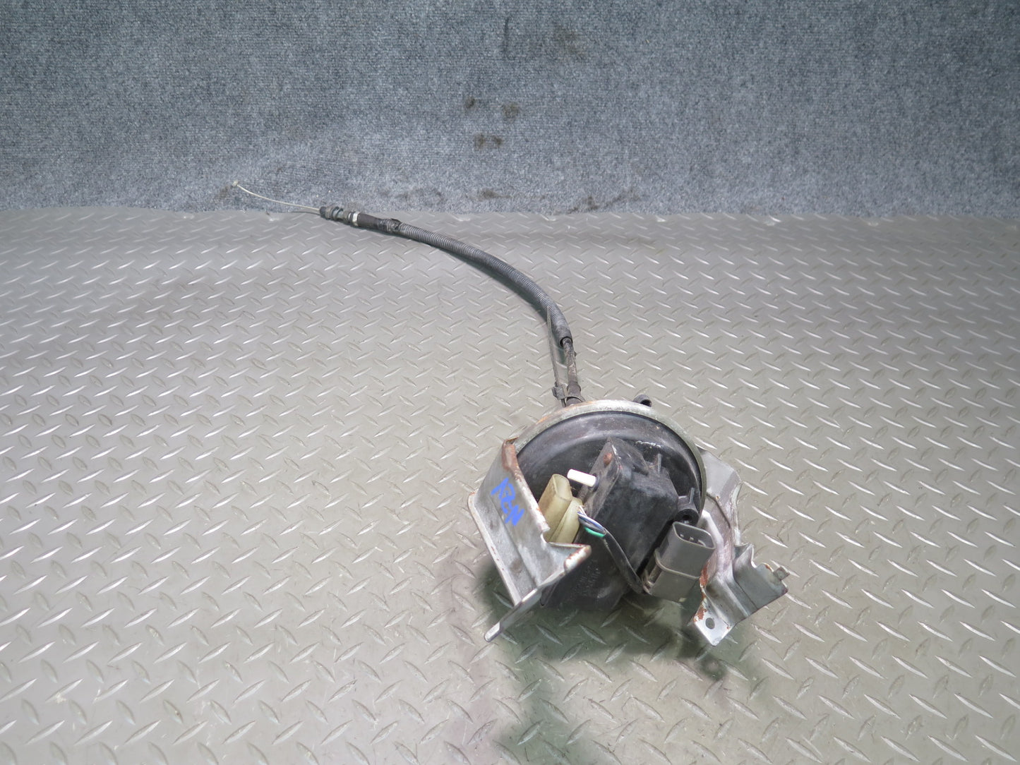 84-86 Nissan Z31 300ZX Turbo Cruise Control Actuator Motor w Cable OEM