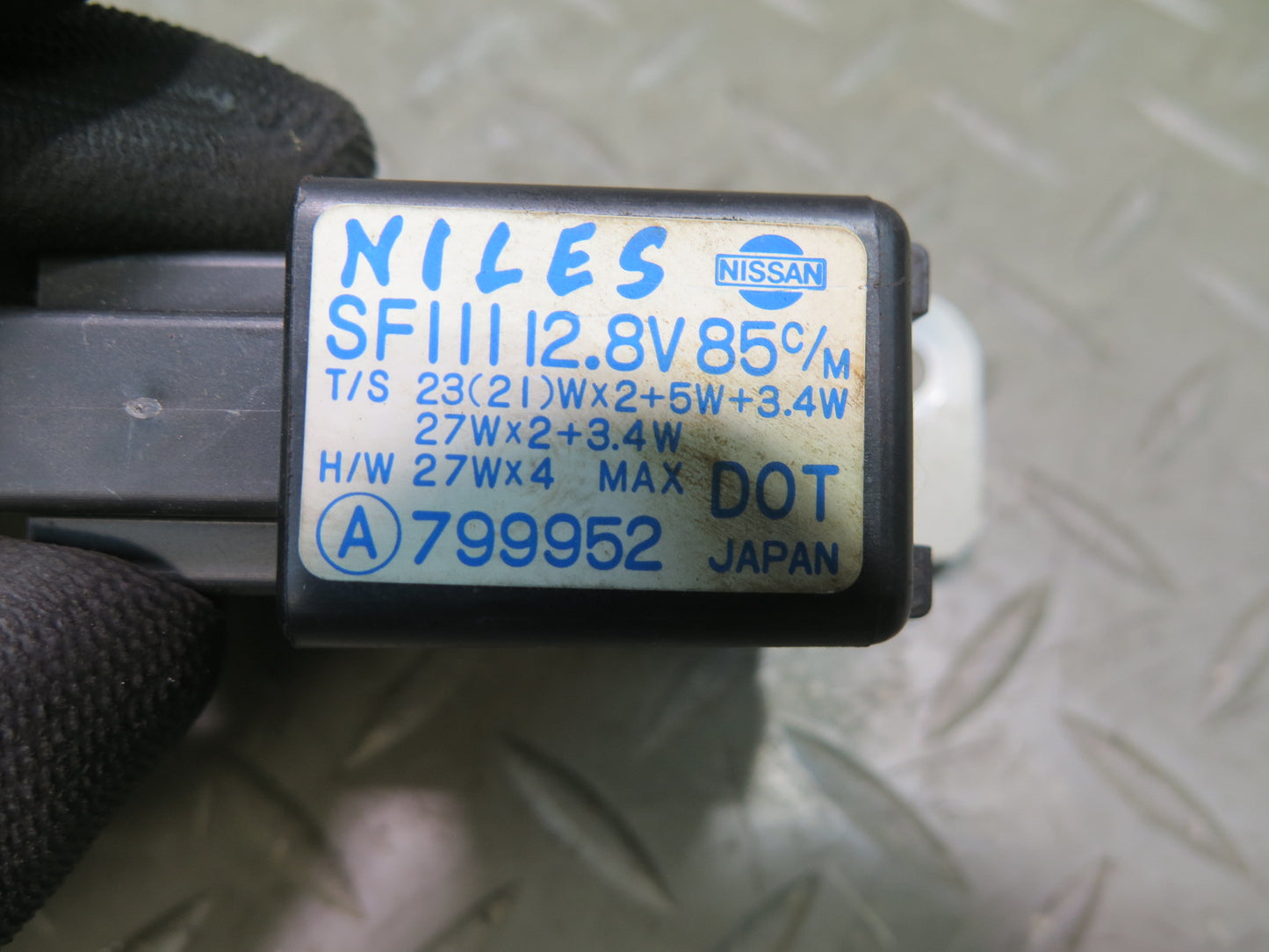 84-89 Nissan 300ZX Z31 Turn Signal Flasher Relay OEM