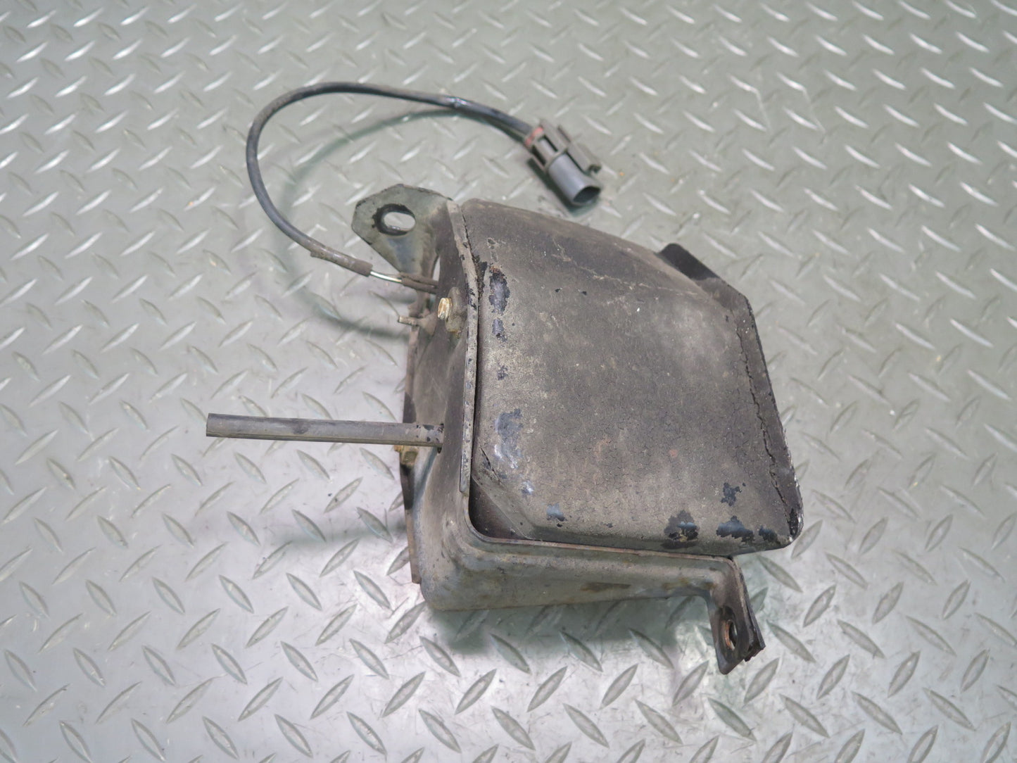 84-89 Nissan 300ZX Z31 Turbo Vacuum Pump Ascd 60K Miles 92276-02P00 OEM