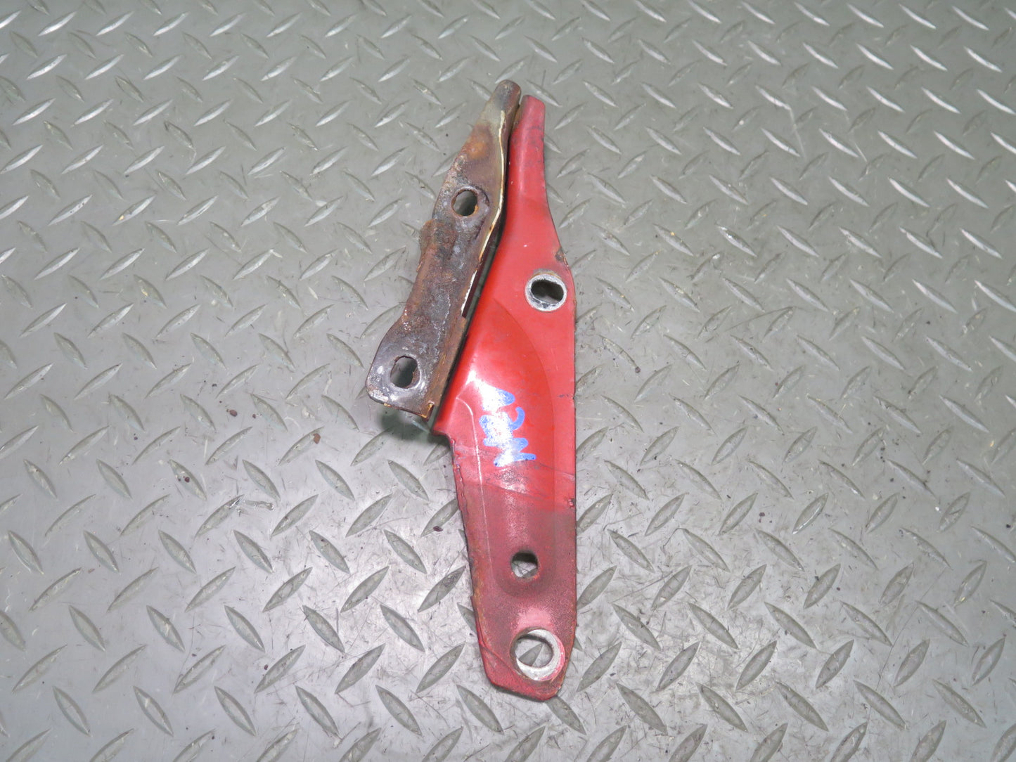 84-86 Nissan Z31 300ZX 2+0 Turbo Set of 2 Front Left Right Hood Hinge RED OEM