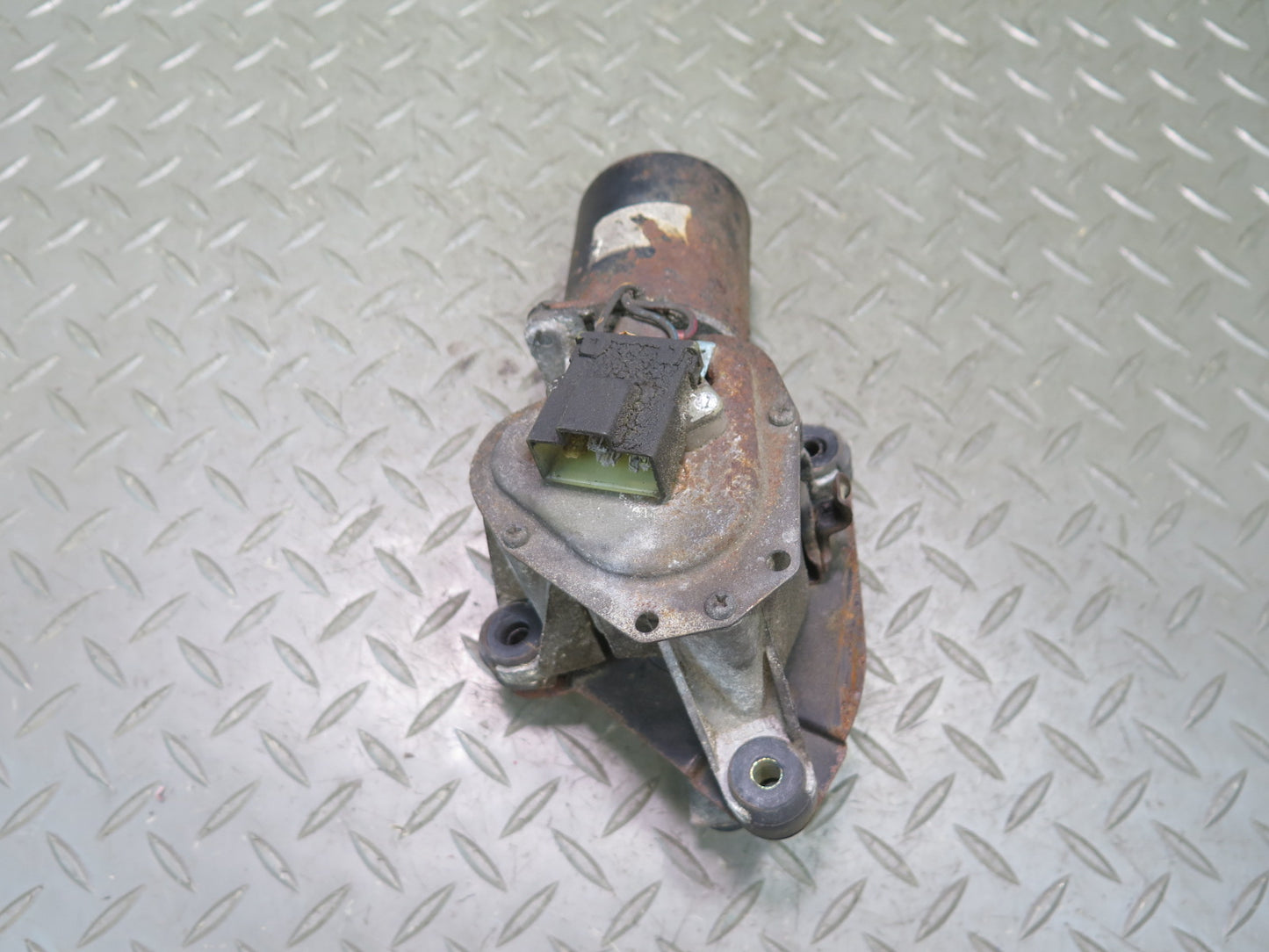 84-89 Nissan Z31 300ZX Windshield Wiper Transmission Motor 60K Miles OEM