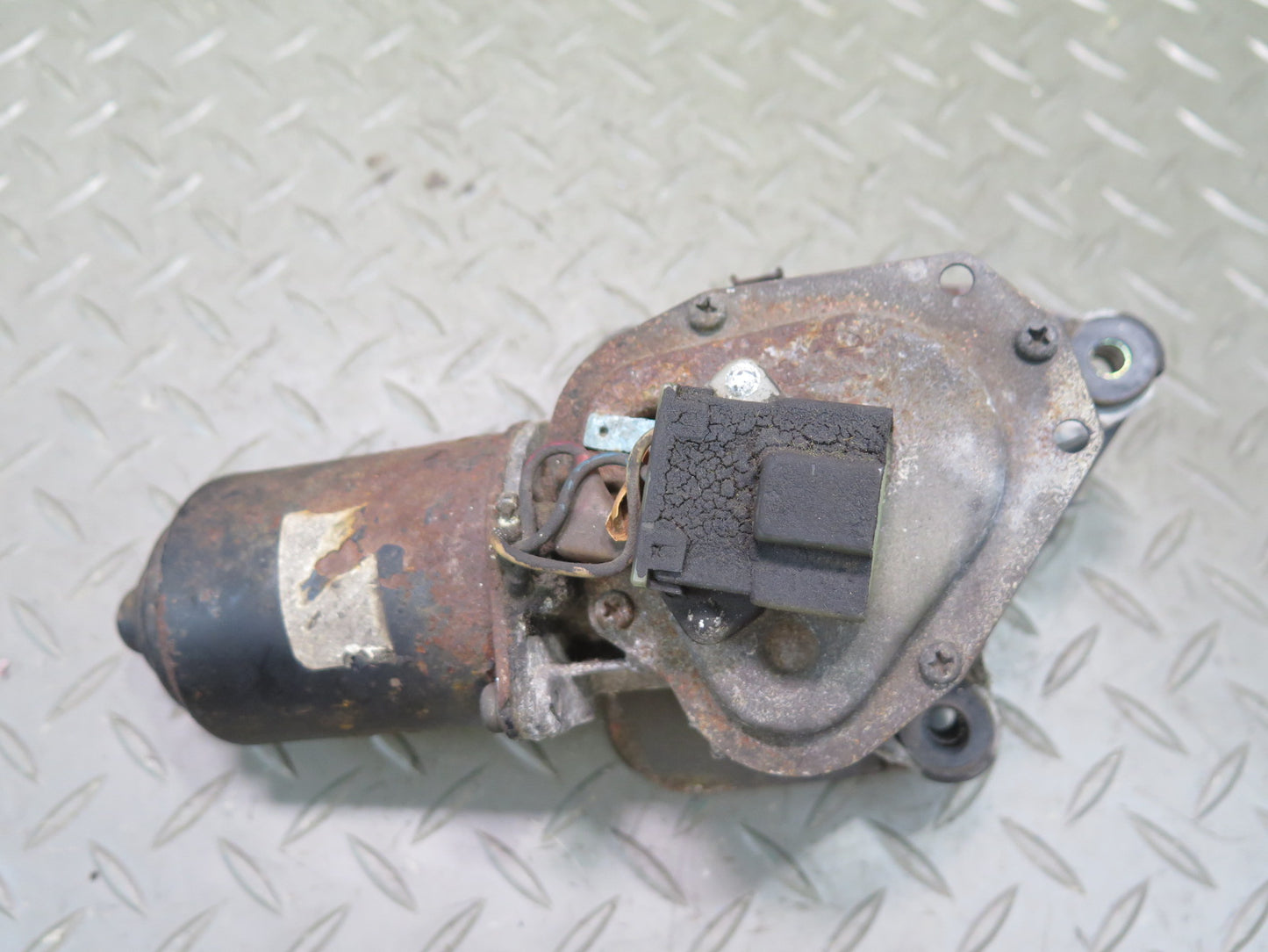 84-89 Nissan Z31 300ZX Windshield Wiper Transmission Motor 60K Miles OEM
