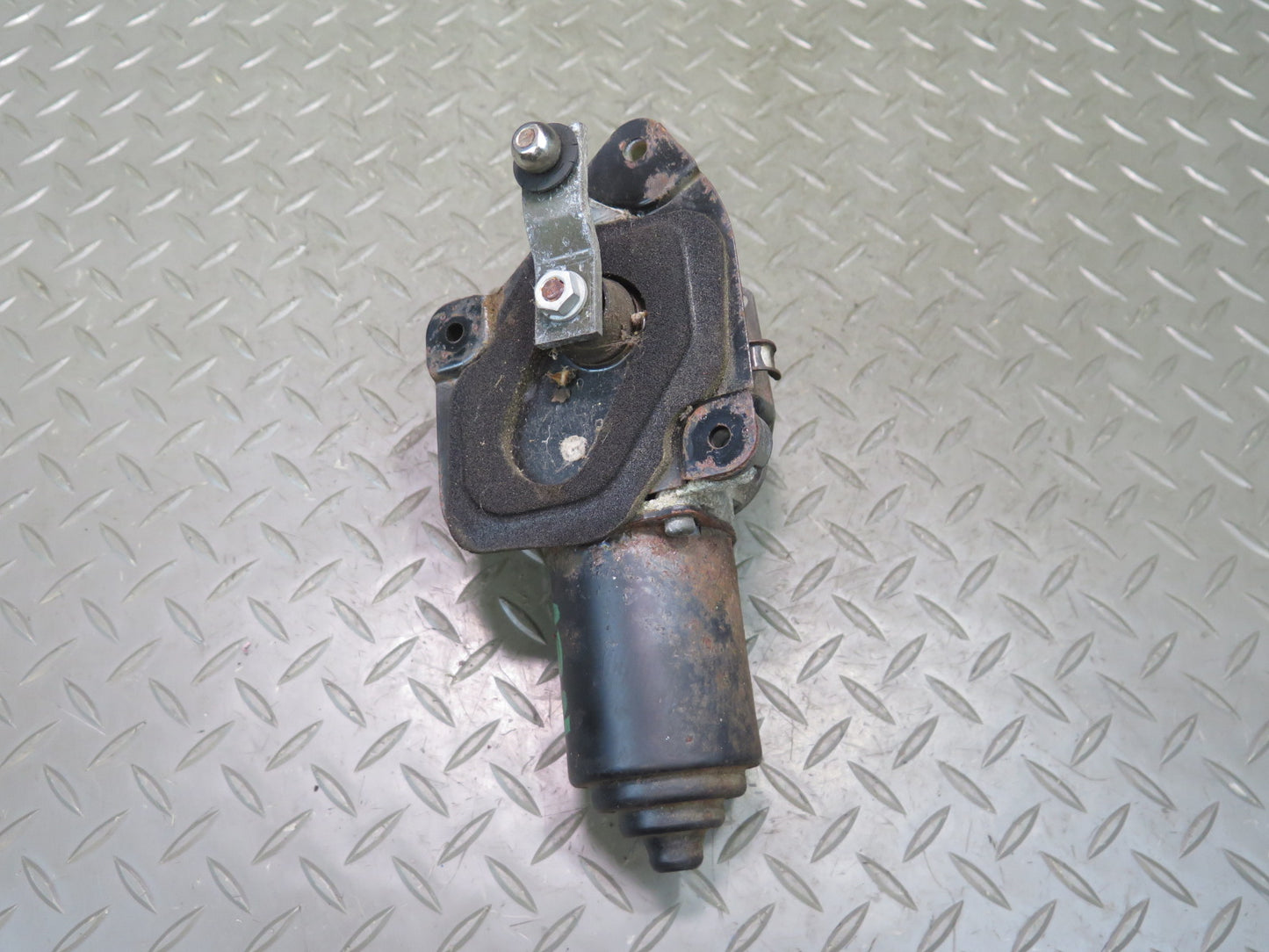 84-89 Nissan Z31 300ZX Windshield Wiper Transmission Motor 60K Miles OEM