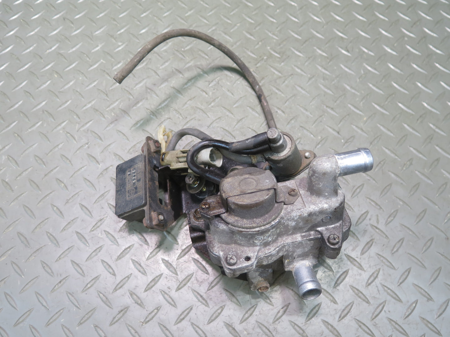 84-86 Nissan Z31 300ZX Turbo Secondary Air Injection Pump w Boost Sensor OEM