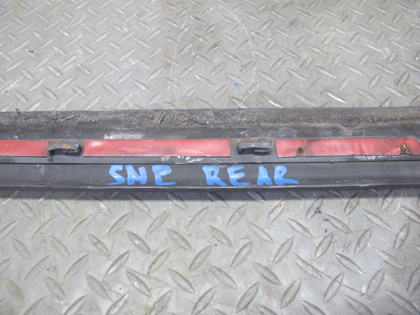 77-85 Mercedes W123 Sedan Rear Bumper Impact Strip Rubber Trim Cover Pad OEM