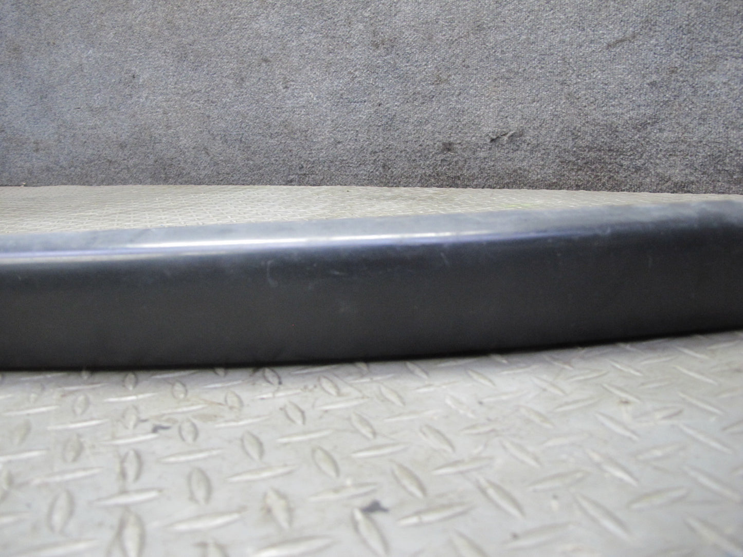 77-85 Mercedes W123 Sedan Rear Bumper Impact Strip Rubber Trim Cover Pad OEM
