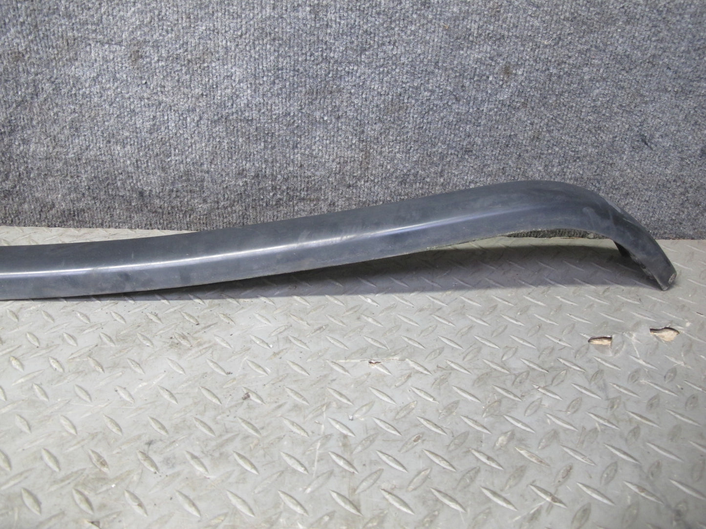 77-85 Mercedes W123 Sedan Rear Bumper Impact Strip Rubber Trim Cover Pad OEM