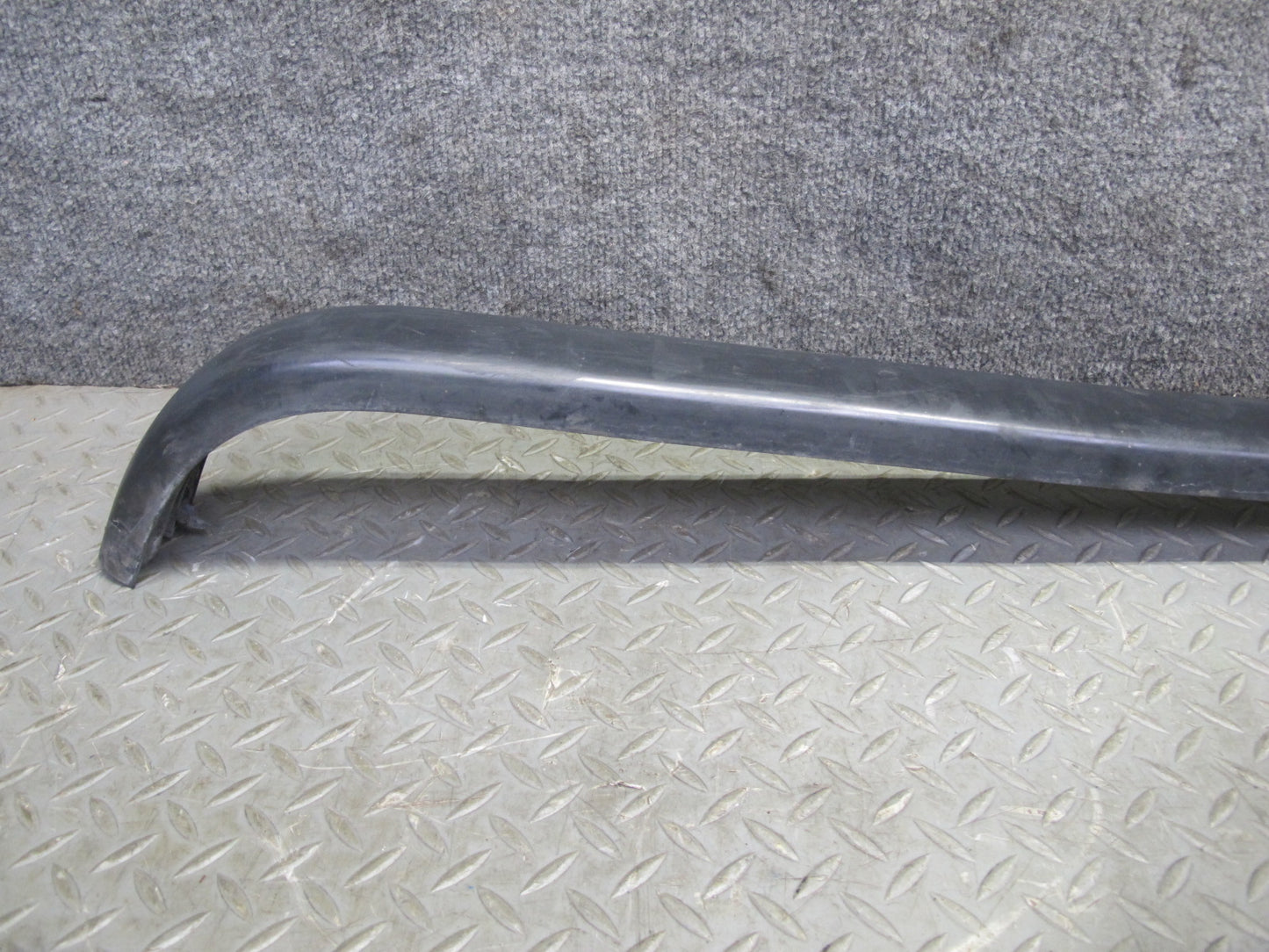 77-85 Mercedes W123 Sedan Rear Bumper Impact Strip Rubber Trim Cover Pad OEM