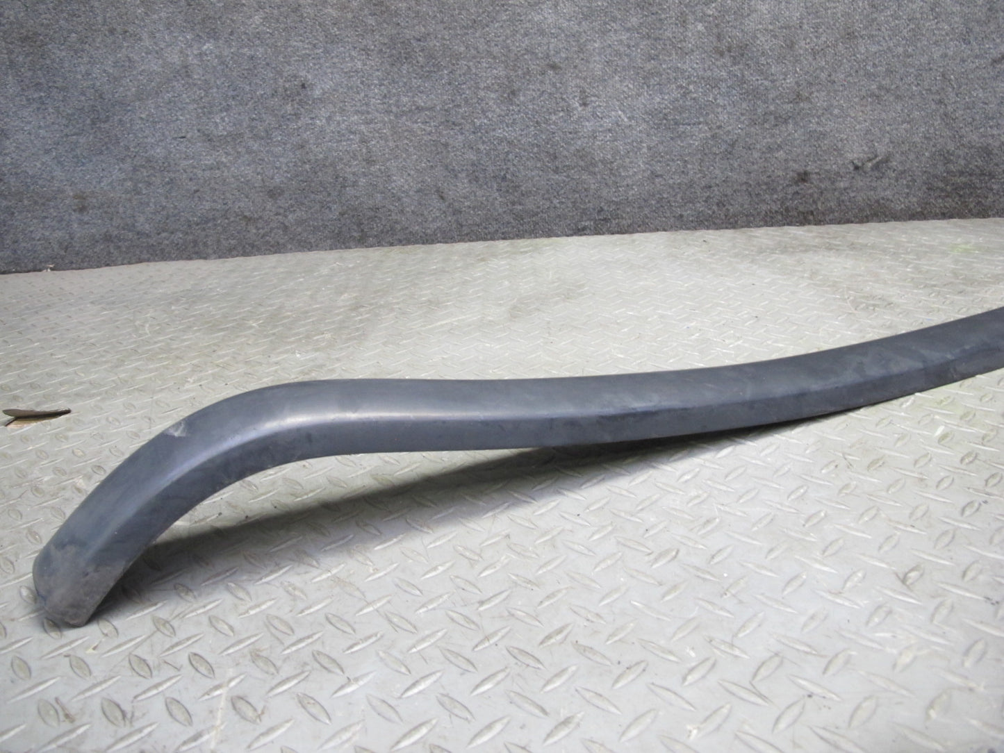 77-85 Mercedes W123 Sedan Rear Bumper Impact Strip Rubber Trim Cover Pad OEM