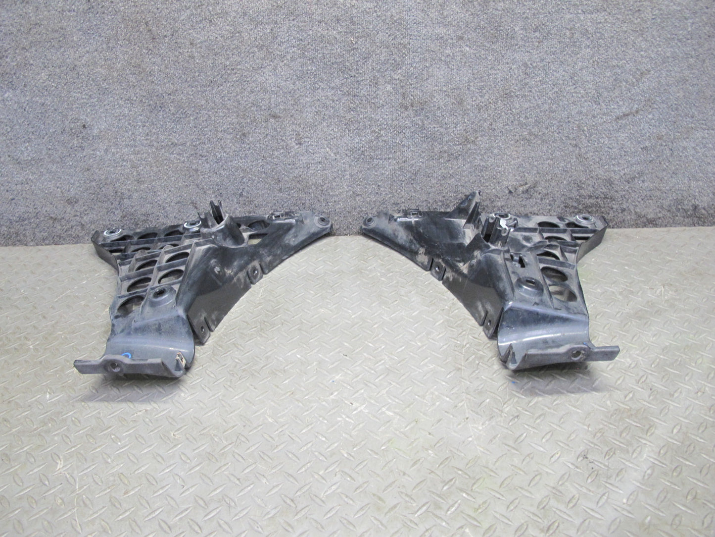 2006-2010 BMW E60 M5 Sedan Rear Bumper Mount Bracket Support Set of 3