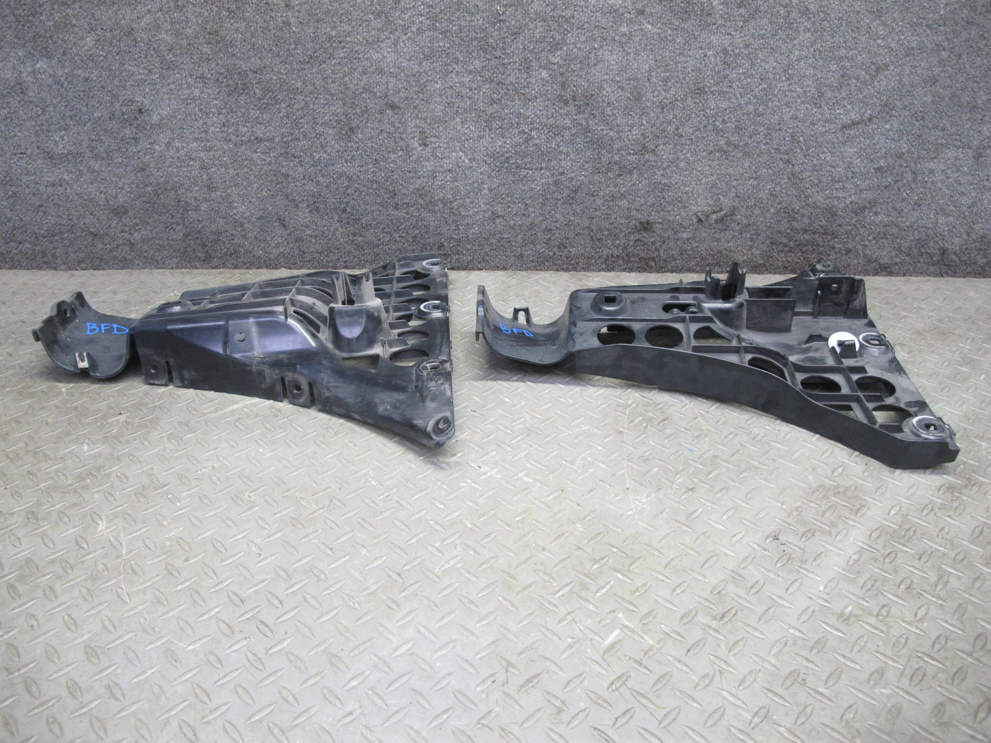 2006-2010 BMW E60 M5 Sedan Rear Bumper Mount Bracket Support Set of 3