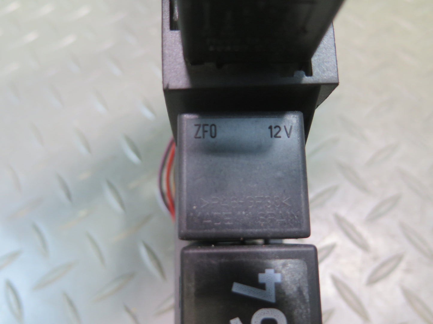 2006-2008 Bentley Flying Spur Fuse Box Relay Box Plate Module Unit