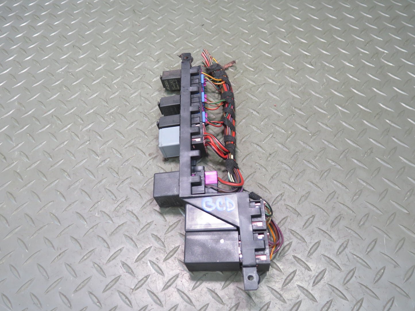 2006-2008 Bentley Flying Spur Fuse Box Relay Box Plate Module Unit