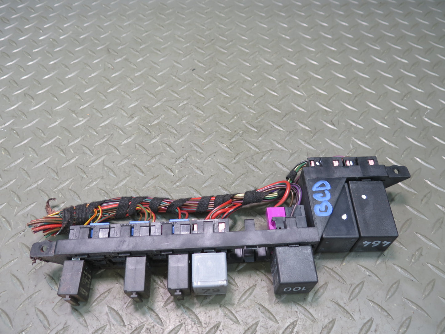 2006-2008 Bentley Flying Spur Fuse Box Relay Box Plate Module Unit