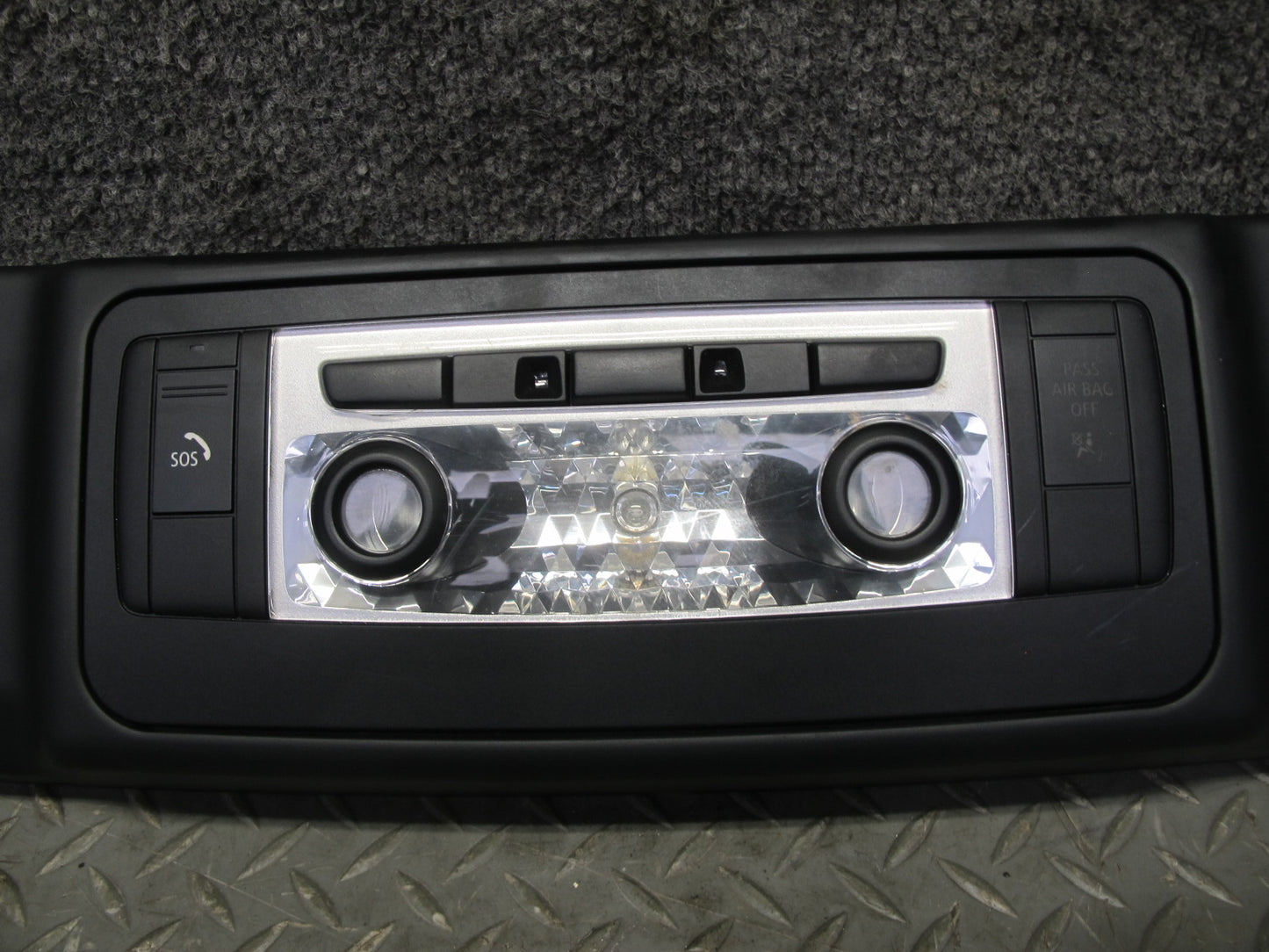 08-13 BMW E88 135I Front Windshield Upper Trim Panel w Dome Light Lamp OEM