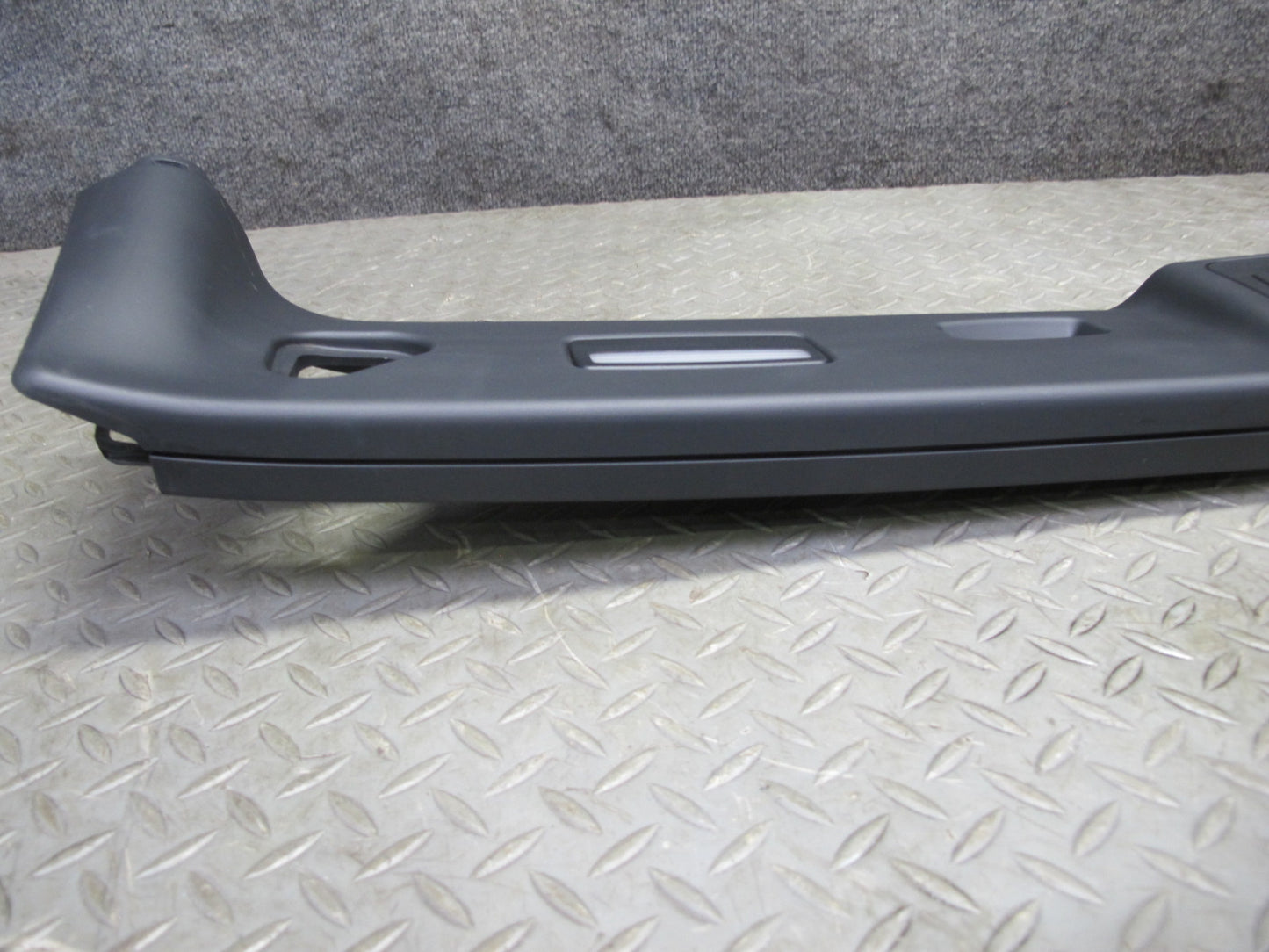 08-13 BMW E88 135I Front Windshield Upper Trim Panel w Dome Light Lamp OEM