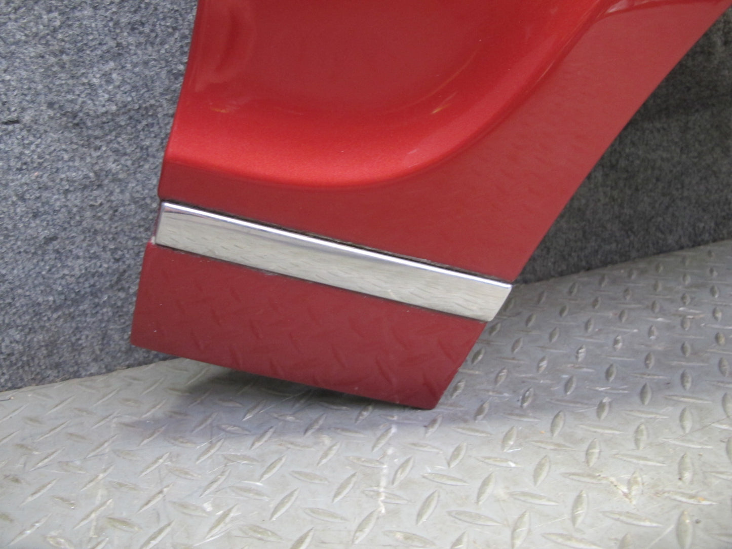 2006-2012 Bentley Flying Spur Front Right Side Fender Shell Cover Panel RED