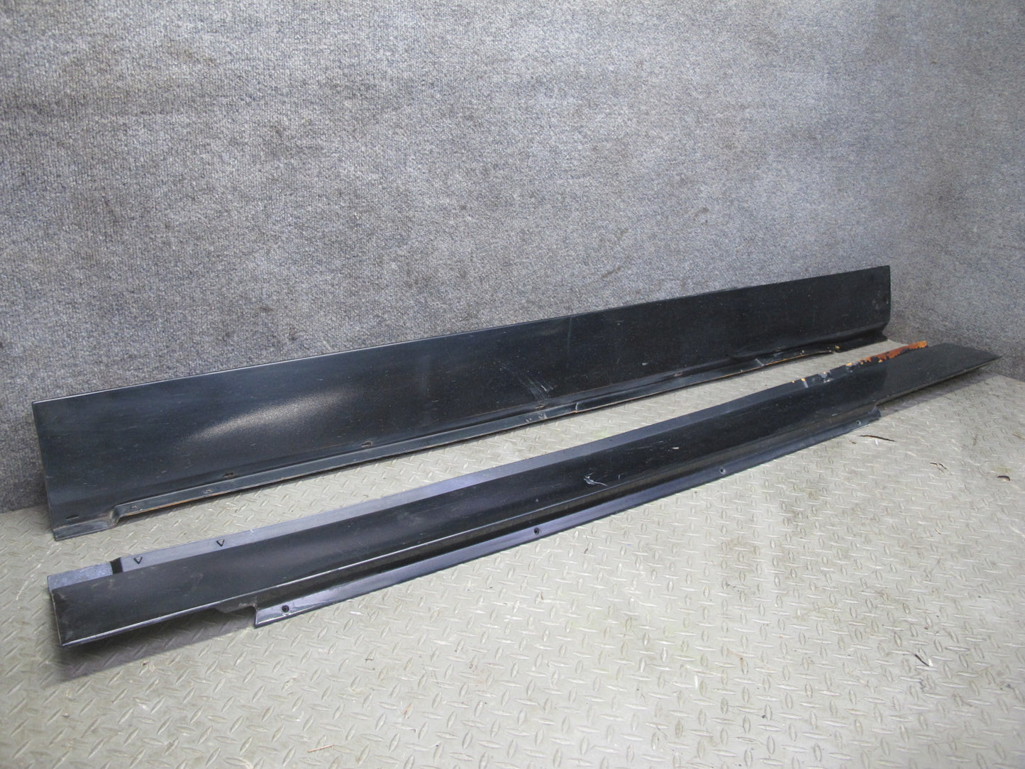84-96 Chevrolet Corvette C4 Left & Right Side Skirt Rocker Panel Molding Set OEM