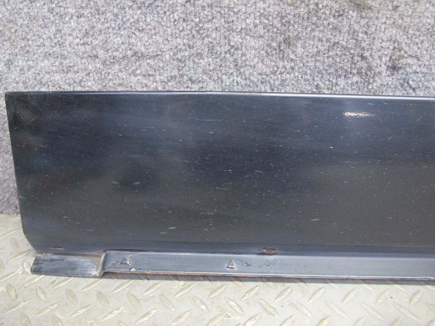 84-96 Chevrolet Corvette C4 Left & Right Side Skirt Rocker Panel Molding Set OEM
