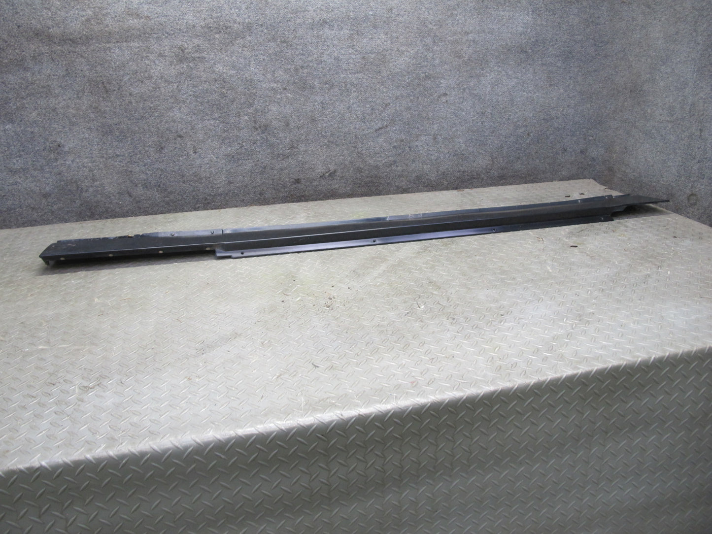 84-96 Chevrolet Corvette C4 Left & Right Side Skirt Rocker Panel Molding Set OEM