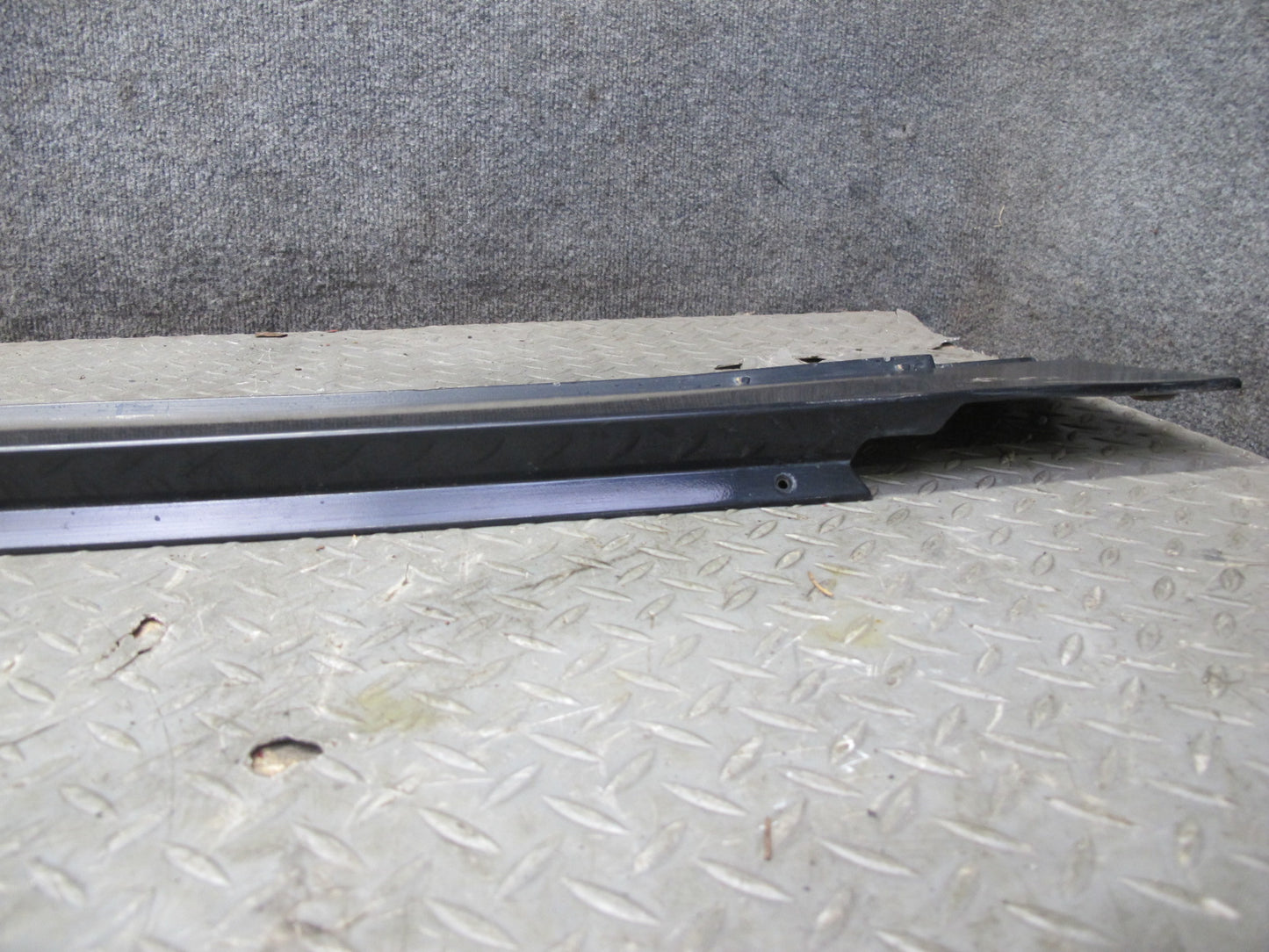 84-96 Chevrolet Corvette C4 Left & Right Side Skirt Rocker Panel Molding Set OEM