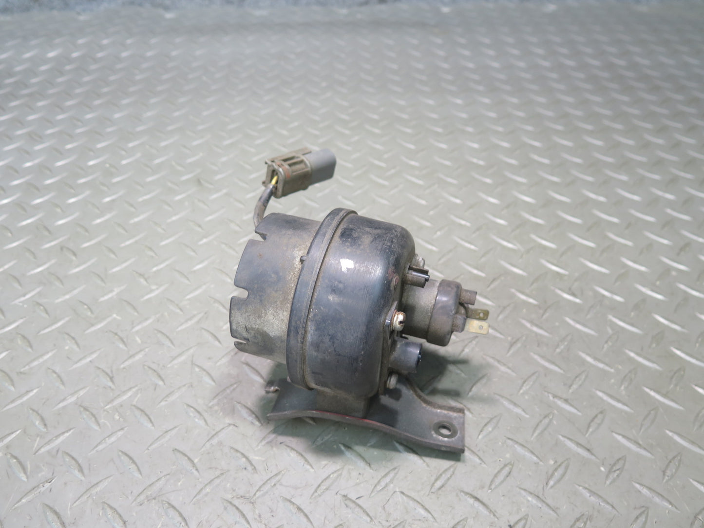 86-89 Nissan 300ZX Z31 Turbo Vacuum Pump Pressure Tank Canister 60K Miles OEM