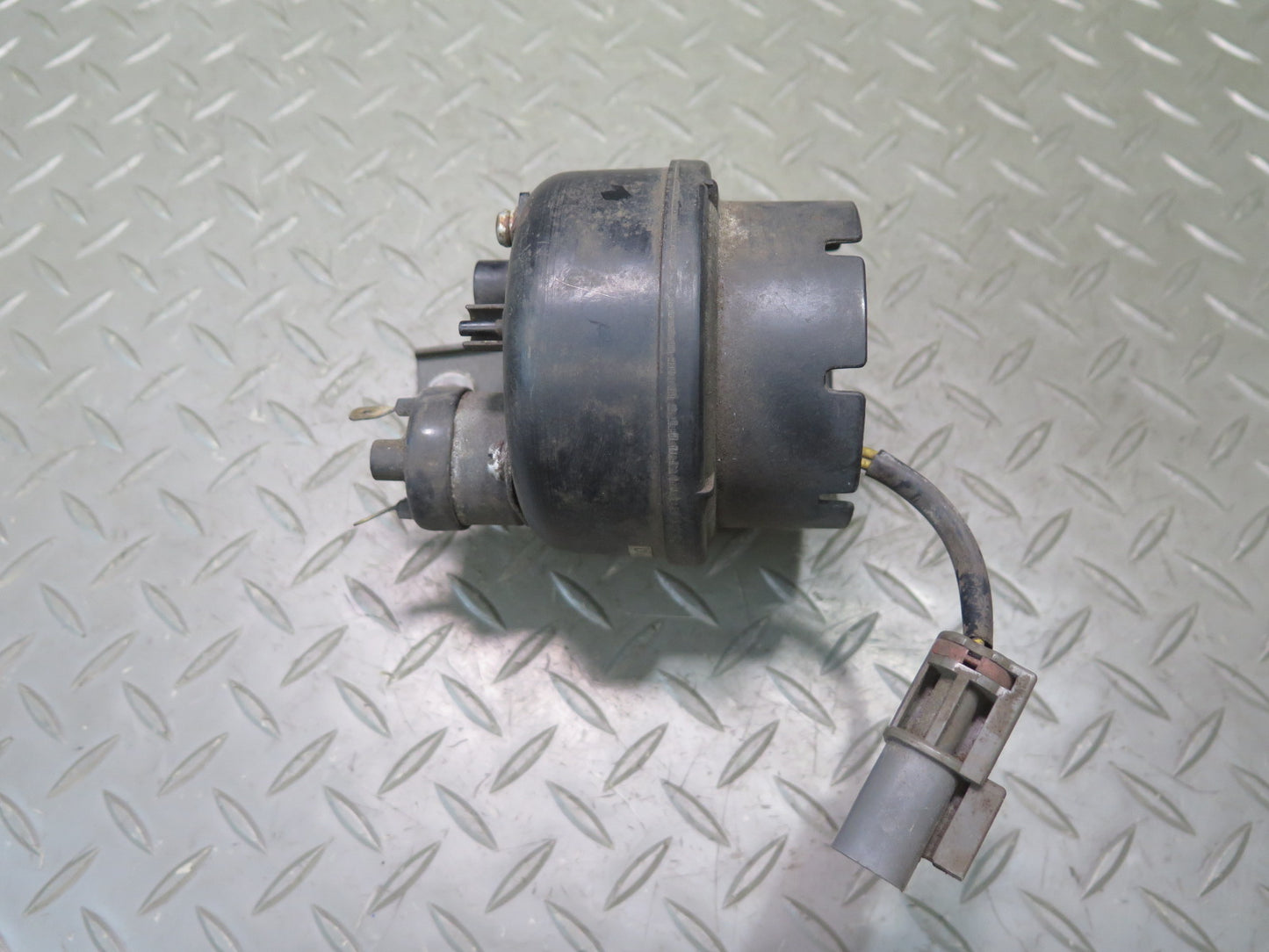 86-89 Nissan 300ZX Z31 Turbo Vacuum Pump Pressure Tank Canister 60K Miles OEM