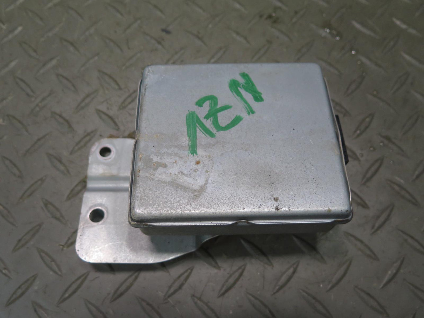 86-89 Nissan Z31 300ZX 2+0 M/T Turbo Cruise Control Module 18930-17P10 OEM