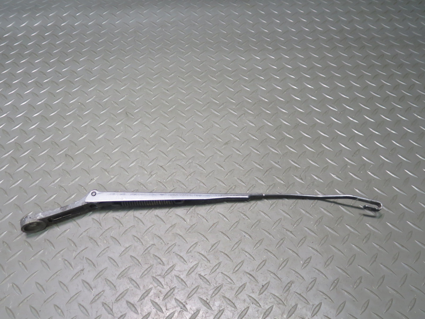 84-89 Nissan Z31 300ZX Front Windshield Left & Right Wiper Arm Set of 2 OEM