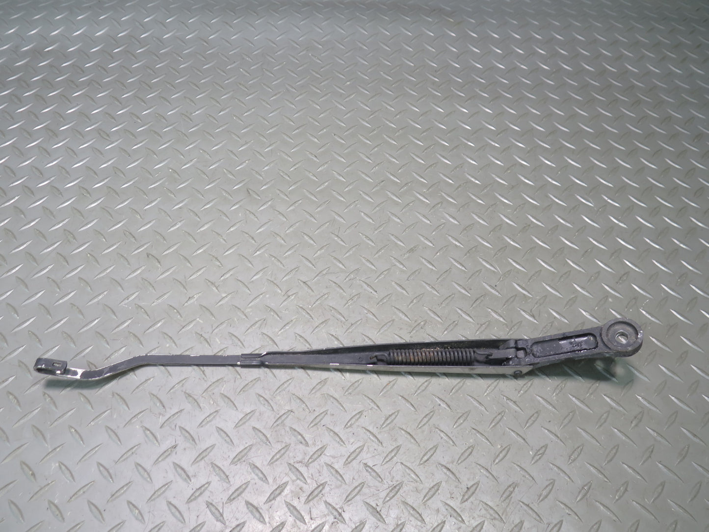 84-89 Nissan Z31 300ZX Front Windshield Left & Right Wiper Arm Set of 2 OEM