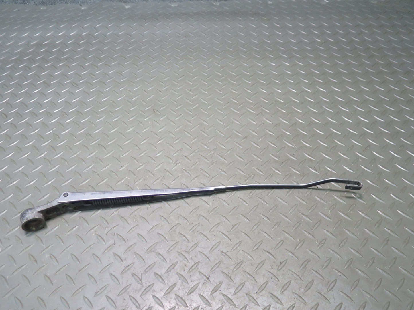 84-89 Nissan Z31 300ZX Front Windshield Left & Right Wiper Arm Set of 2 OEM