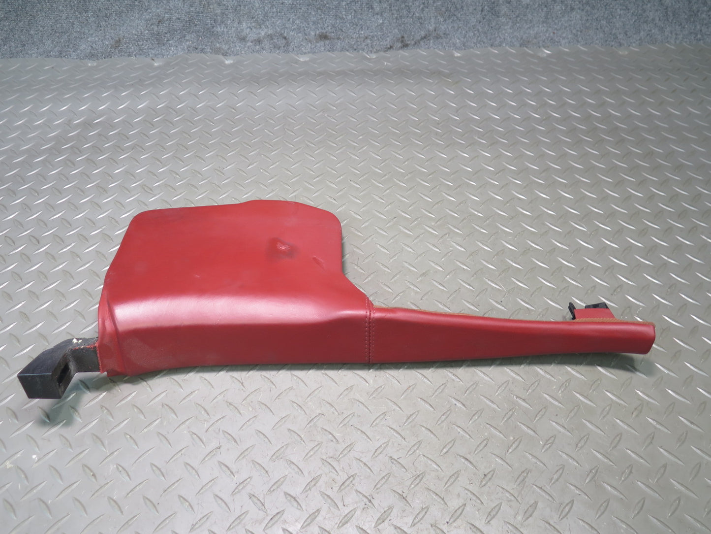 06-12 Bentley Continental Flying Spur Front Right Side Kick Trim Cover Panel RED