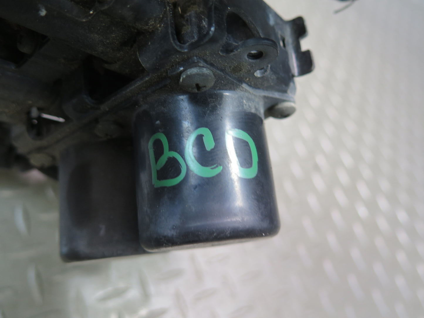 2006-2012 Bentley Flying Spur Hvac A/C Heater Coolant Solenoid Control Valve